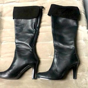 Ralph Lauren boots “Beatrice” 8.5B Black leather, 3.5” heel. Like new!